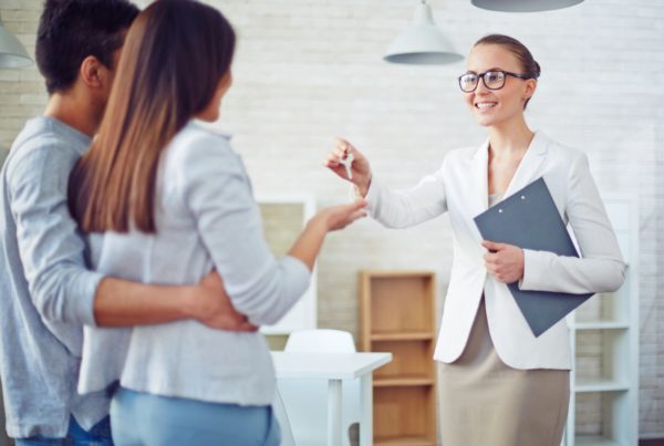 Realotr Using Hard money Loans in Phoenix to sell more houses to clients